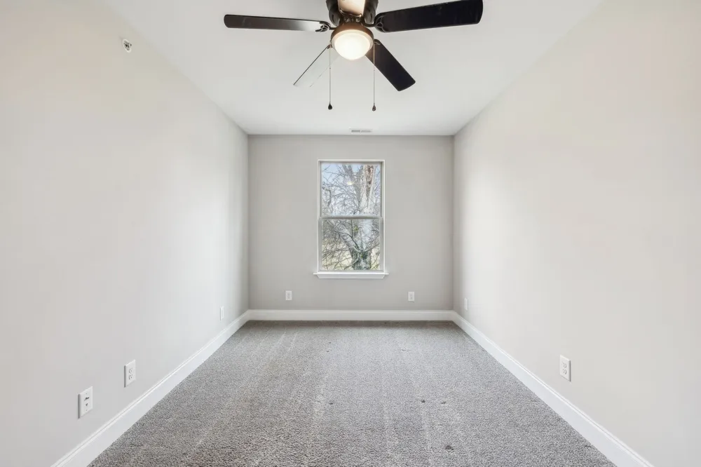 122 W Broad St Smithville, TN 37166