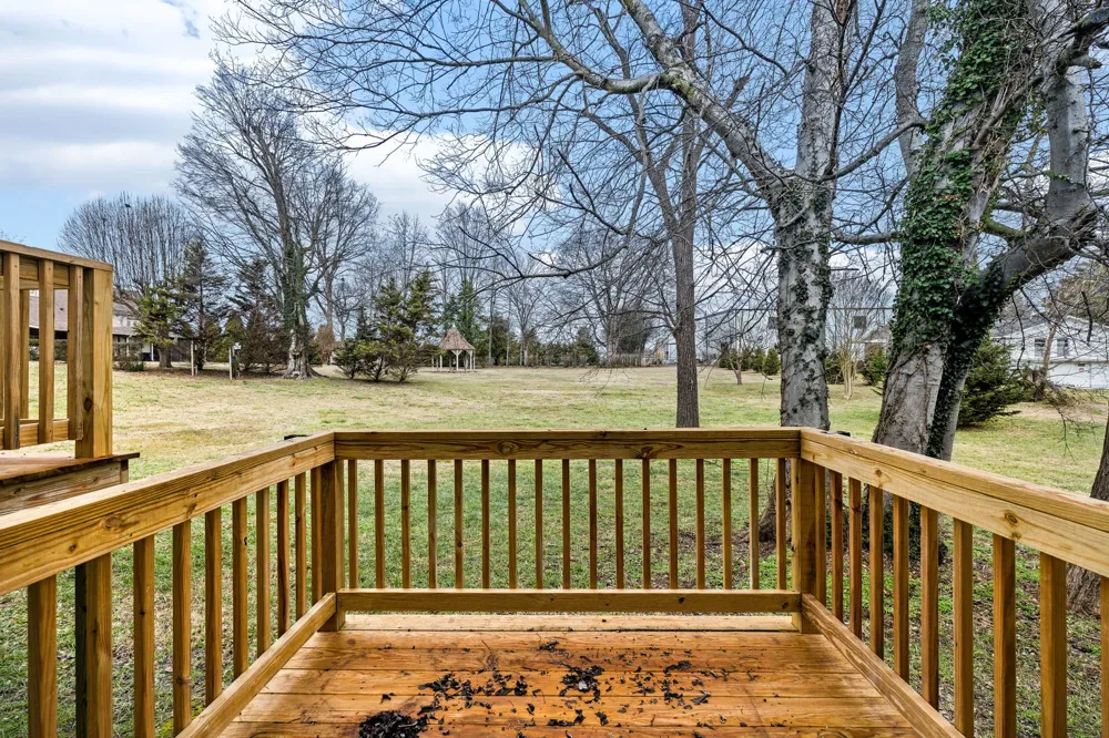 122 W Broad St Smithville, TN 37166