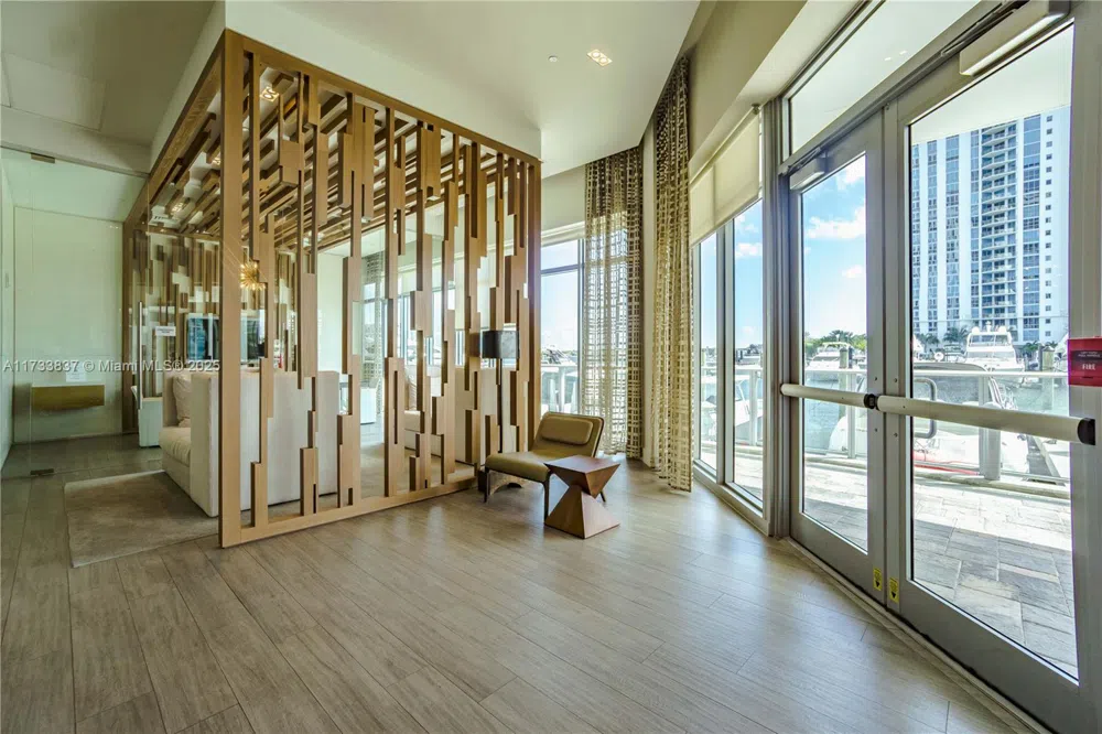 17301 Biscayne Blvd #207 North Miami Beach, FL 33160