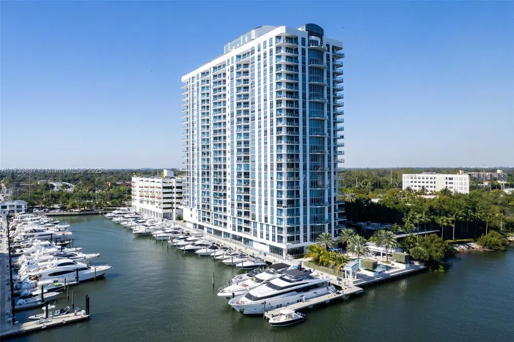 17301 Biscayne Blvd #207 North Miami Beach, FL 33160