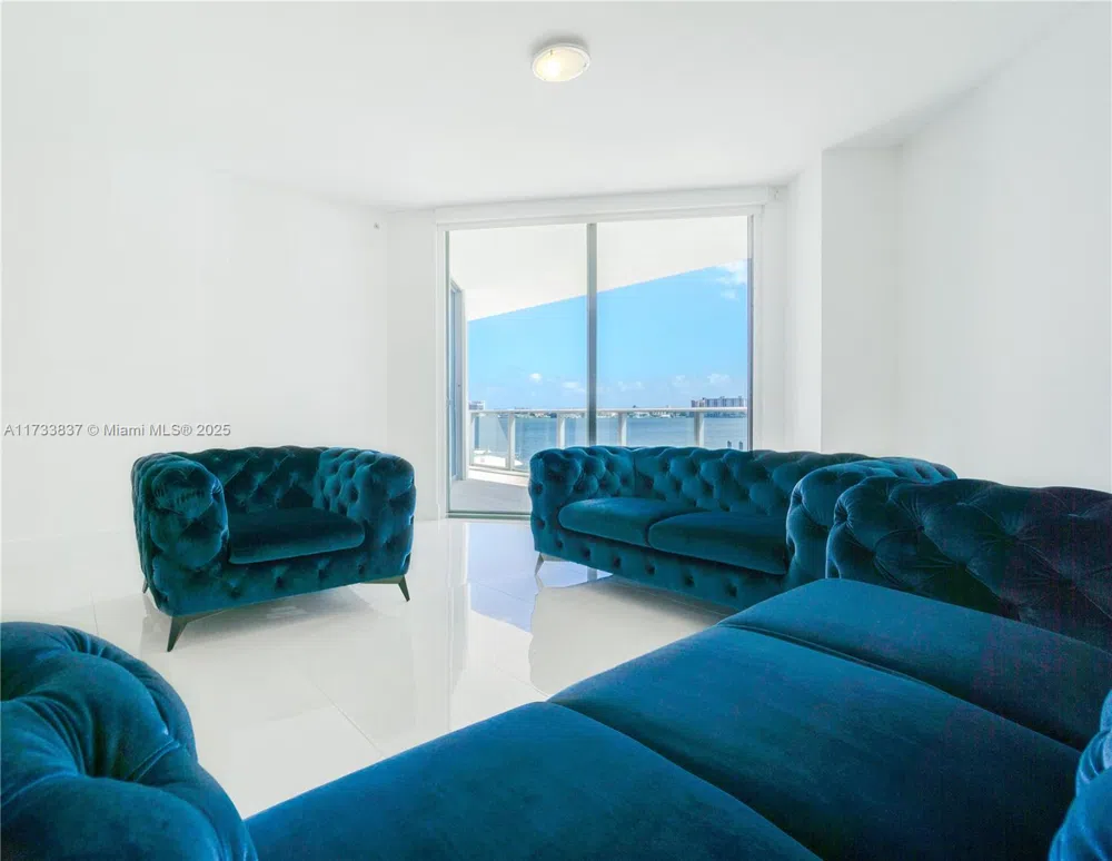 17301 Biscayne Blvd #207 North Miami Beach, FL 33160
