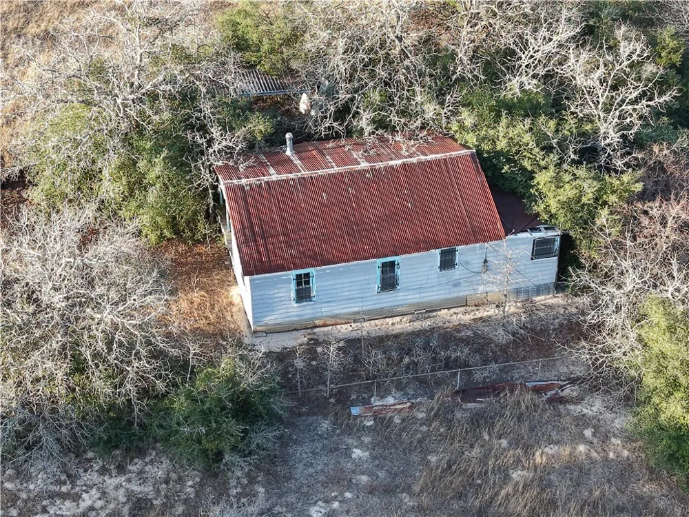 60 CR 417 Normangee, TX 77871