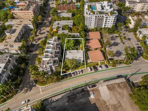 9950 E Bay Harbor Dr