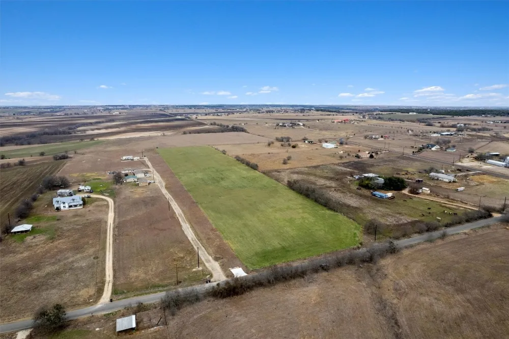 365 County Road 153 Georgetown, TX 78626