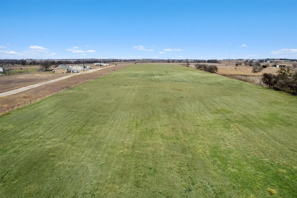 365 County Road 153 Georgetown, TX 78626