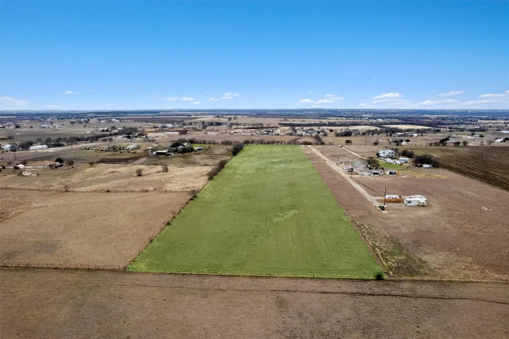 365 County Road 153 Georgetown, TX 78626