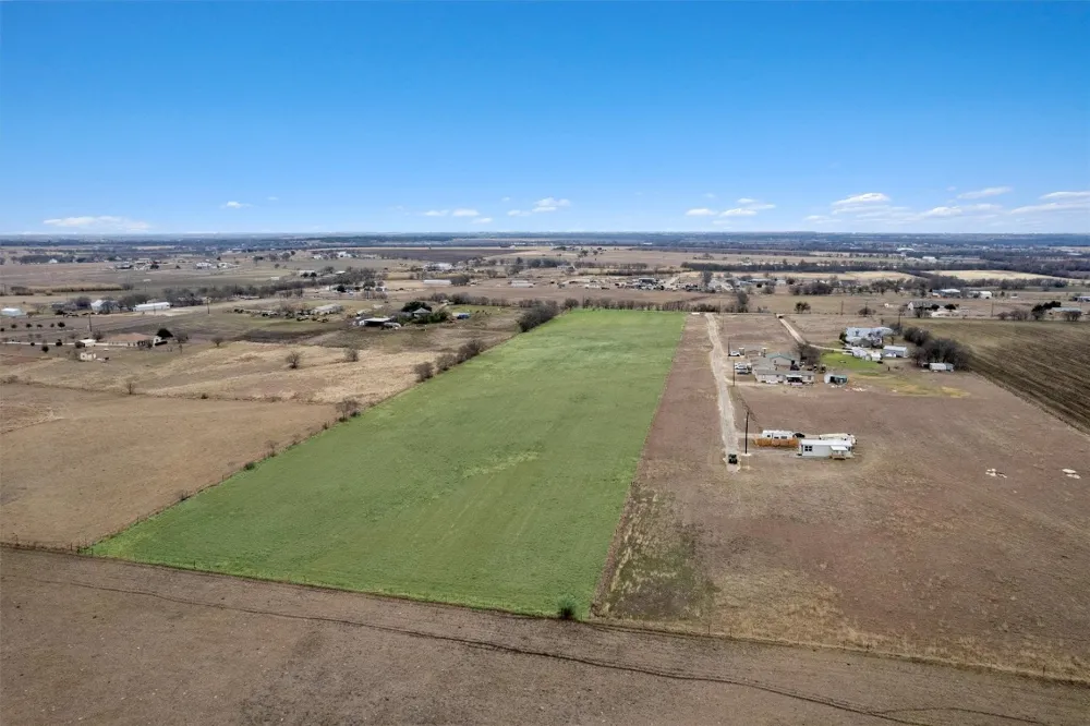 365 County Road 153 Georgetown, TX 78626