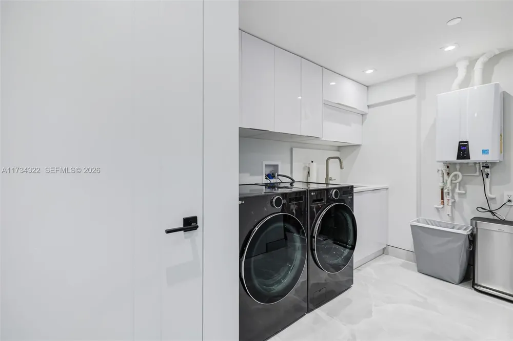 2205 S Surf Rd #4A Hollywood, FL 33019