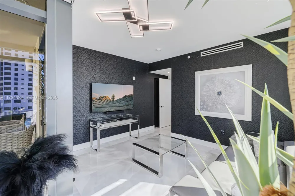 2205 S Surf Rd #4A Hollywood, FL 33019