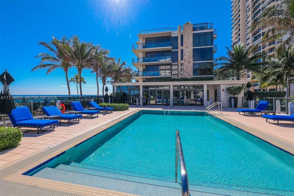 2205 S Surf Rd #4A Hollywood, FL 33019