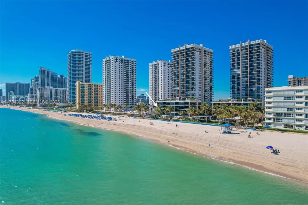 2205 S Surf Rd #4A Hollywood, FL 33019