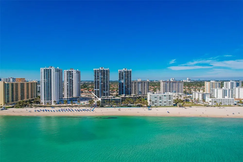 2205 S Surf Rd #4A Hollywood, FL 33019
