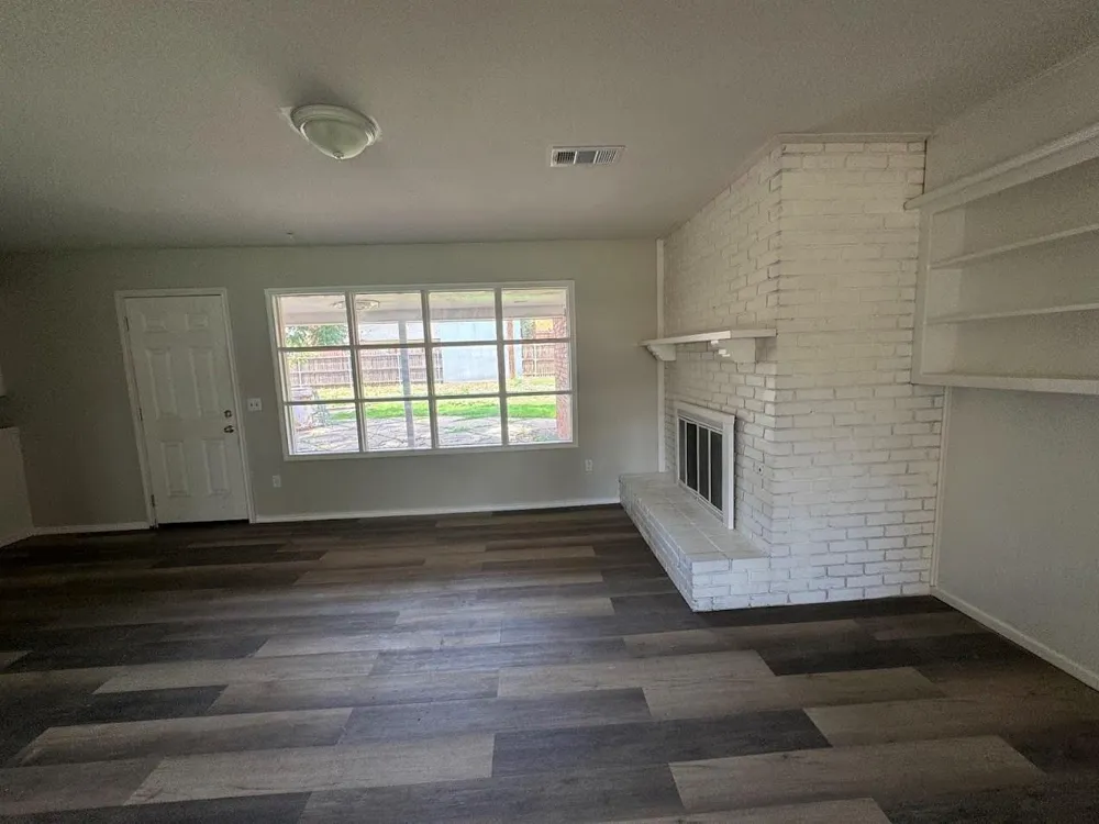 2112 70th Street Lubbock, TX 79412