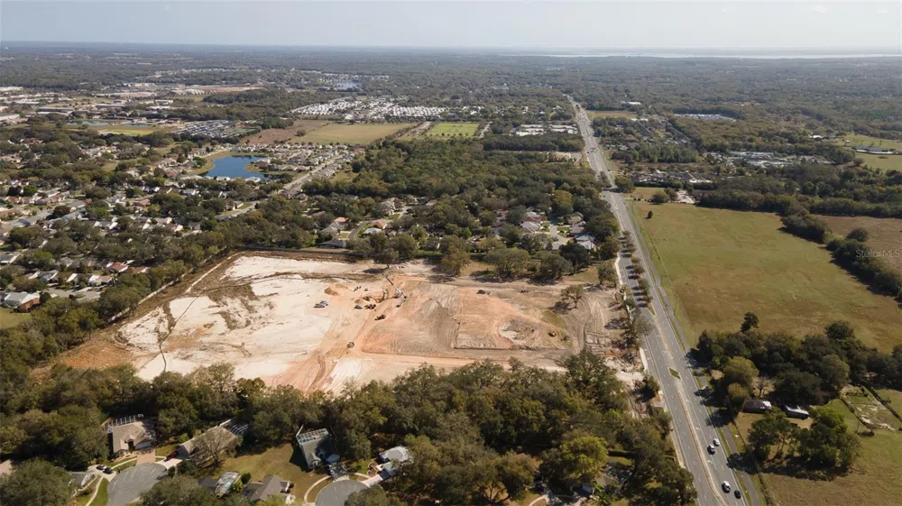 1135 HWY 466 Lady Lake, FL 32159