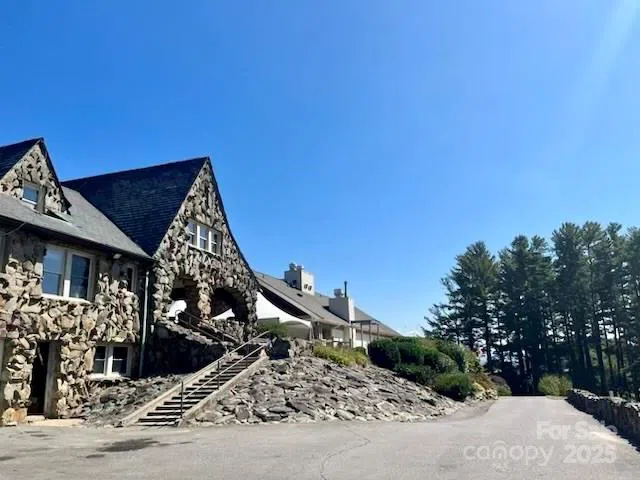 TBD Hickory Vista Lane #101, 102, 103, 106, 107 Mills River, NC 28759
