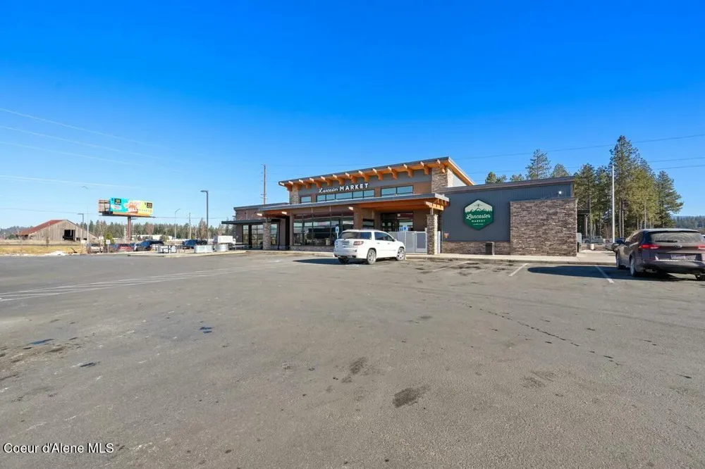 744 W FRYEBURG AVENUE Hayden, ID 83835