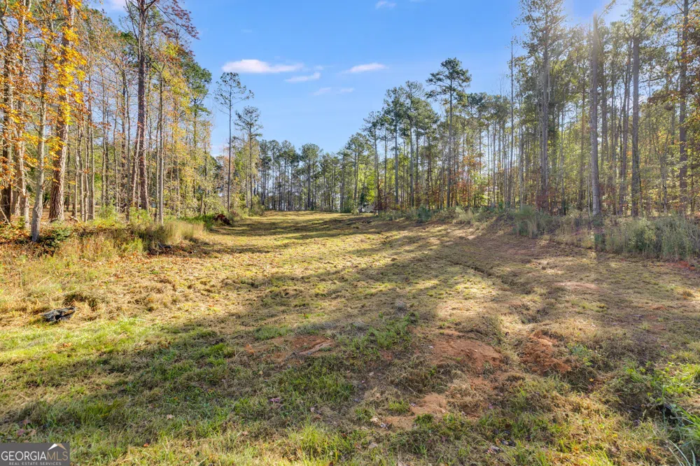 65 Indian Bend DR LaGrange, GA 30240