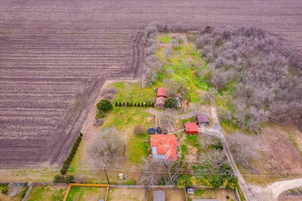 530 Continental Drive Seguin, TX 78155