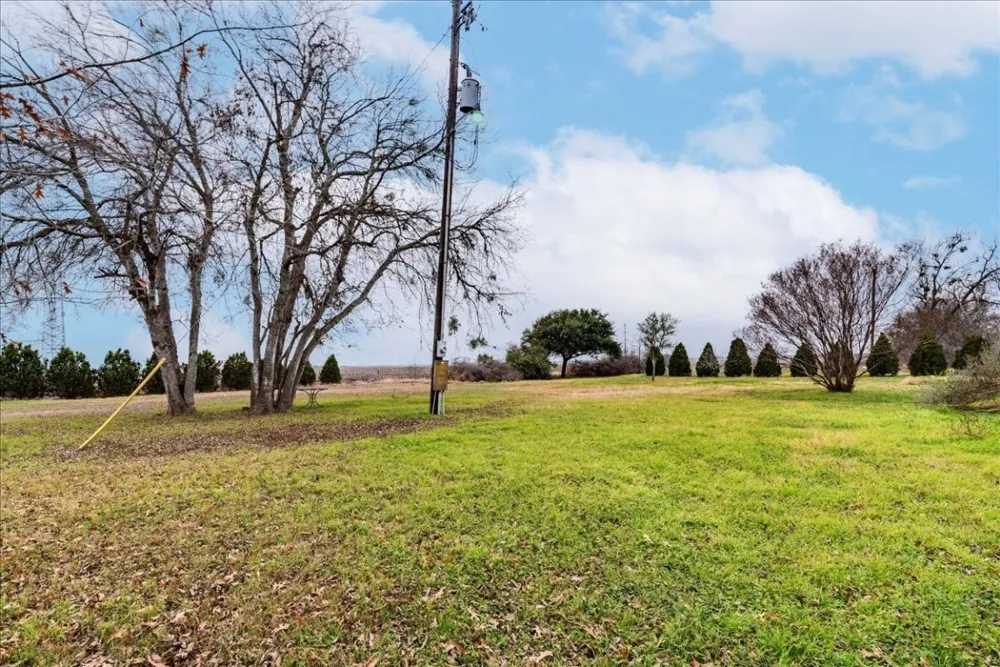 530 Continental Drive Seguin, TX 78155