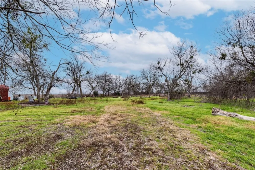 530 Continental Drive Seguin, TX 78155