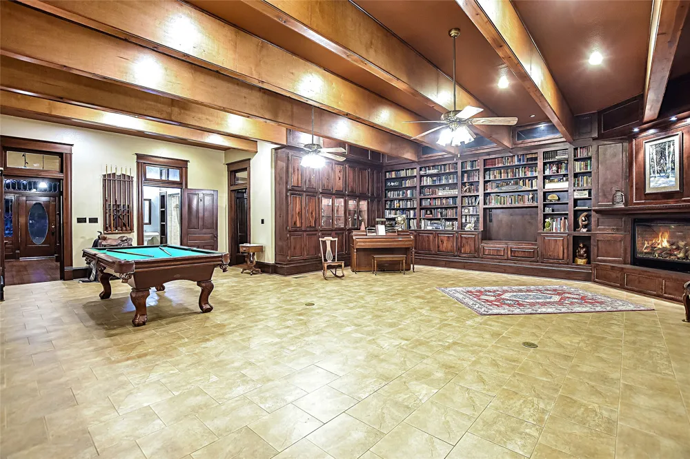 807 Colorado Drive Smithville, TX 78957