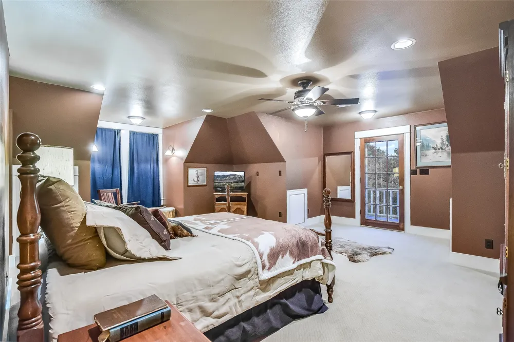 807 Colorado Drive Smithville, TX 78957