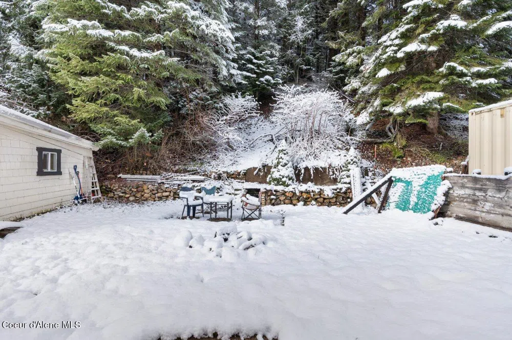 741 9 Mile Creek Road Wallace, ID 83873