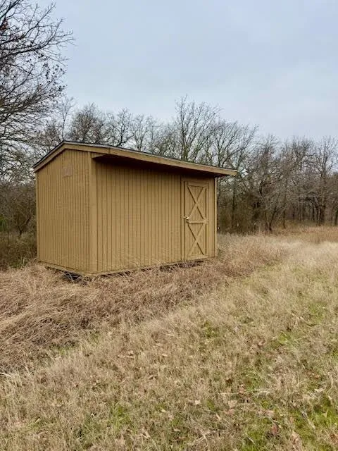 702 County Road 3597 Boyd, TX 76023
