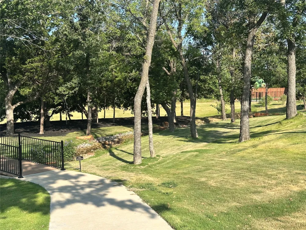 300 Park Avenue Keller, TX 76262