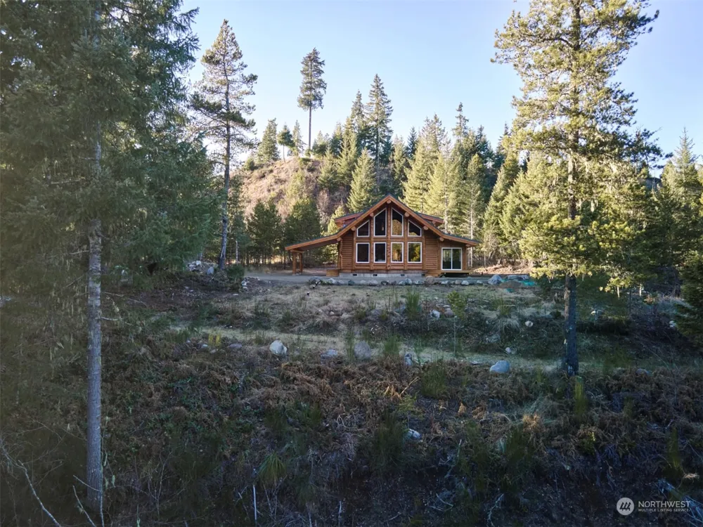 192 Sasquatch Way Cougar, WA 98616