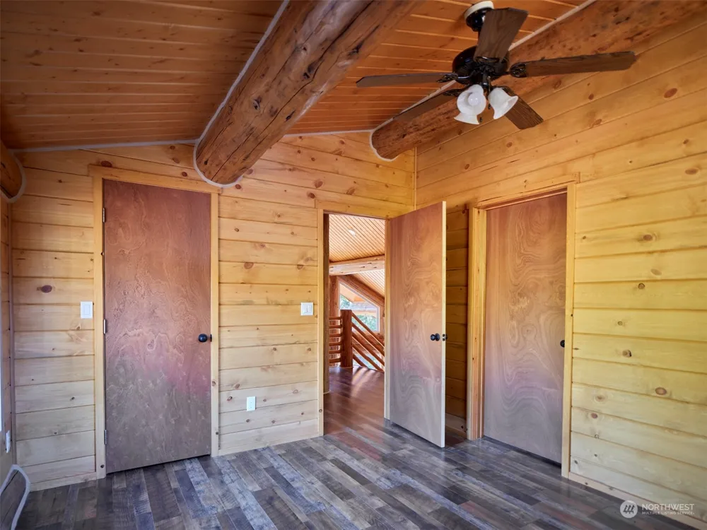 192 Sasquatch Way Cougar, WA 98616