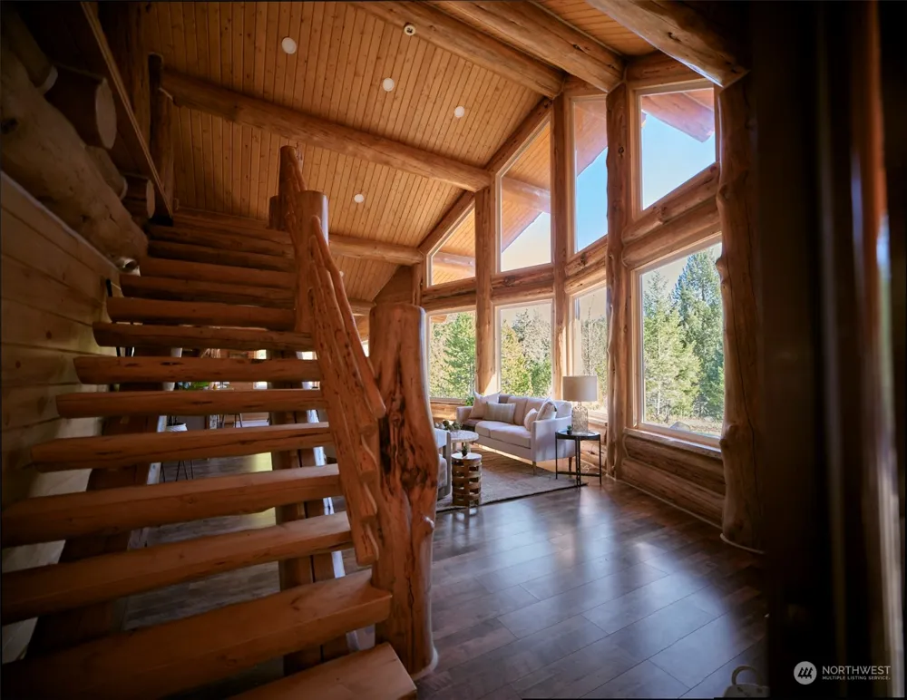 192 Sasquatch Way Cougar, WA 98616