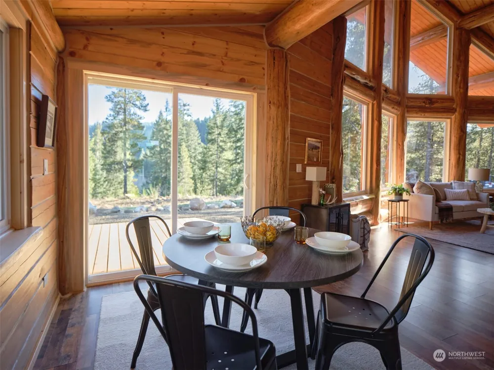 192 Sasquatch Way Cougar, WA 98616