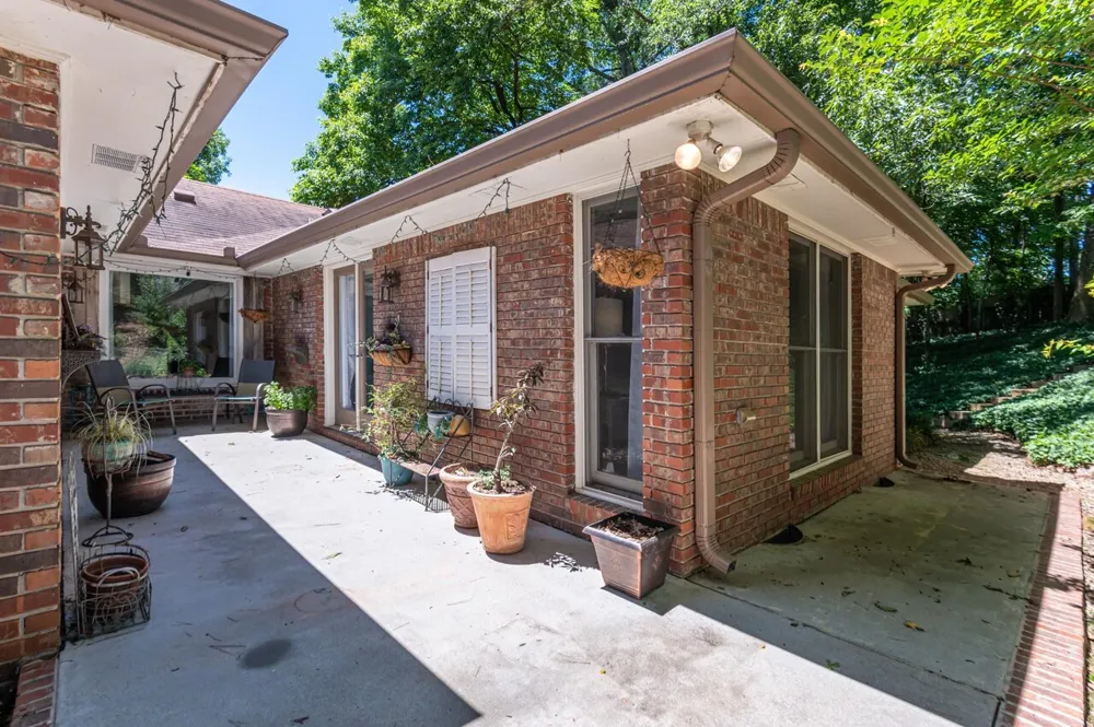 3926 Pineview DR SE Smyrna, GA 30080