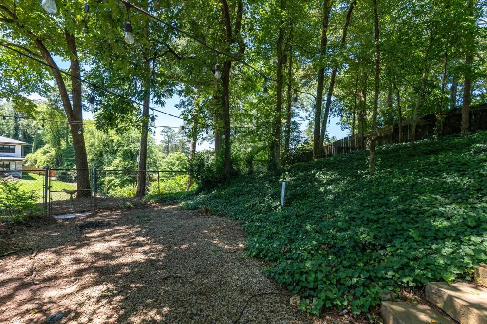 3926 Pineview DR SE Smyrna, GA 30080