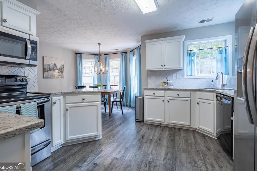 104 Kingston Pointe DR Kingston, GA 30145