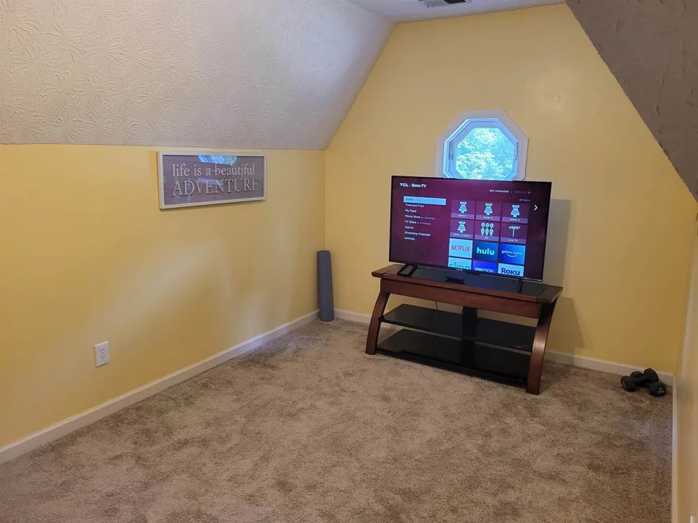1356 Velvet CRK Marietta, GA 30008