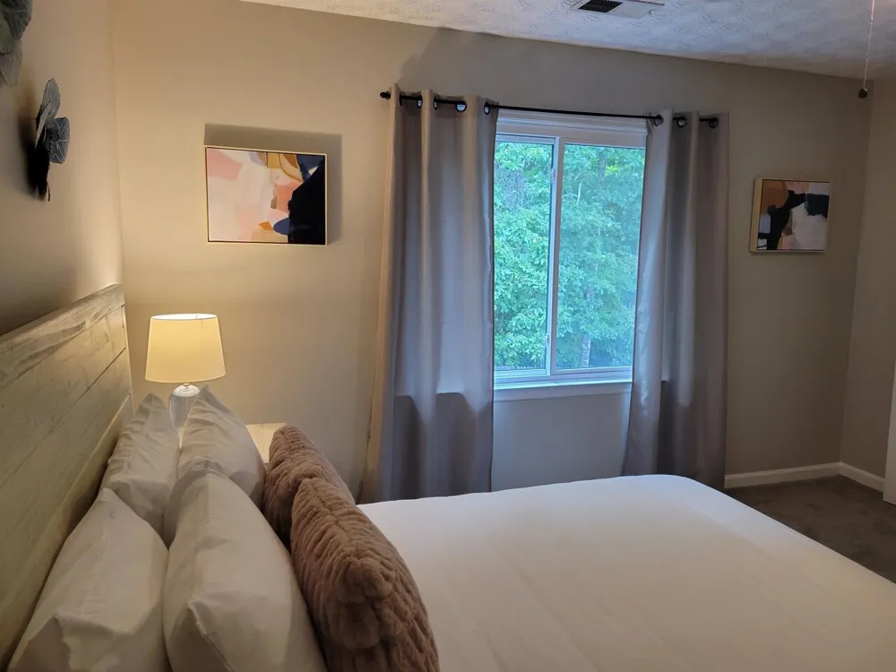 1356 Velvet CRK Marietta, GA 30008