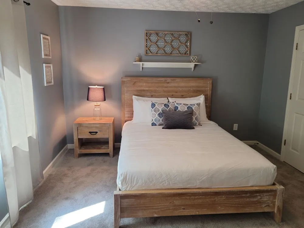 1356 Velvet CRK Marietta, GA 30008