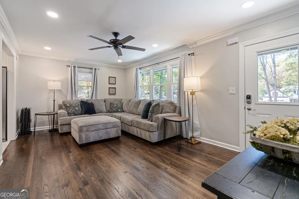 6 Oriole DR Cartersville, GA 30121