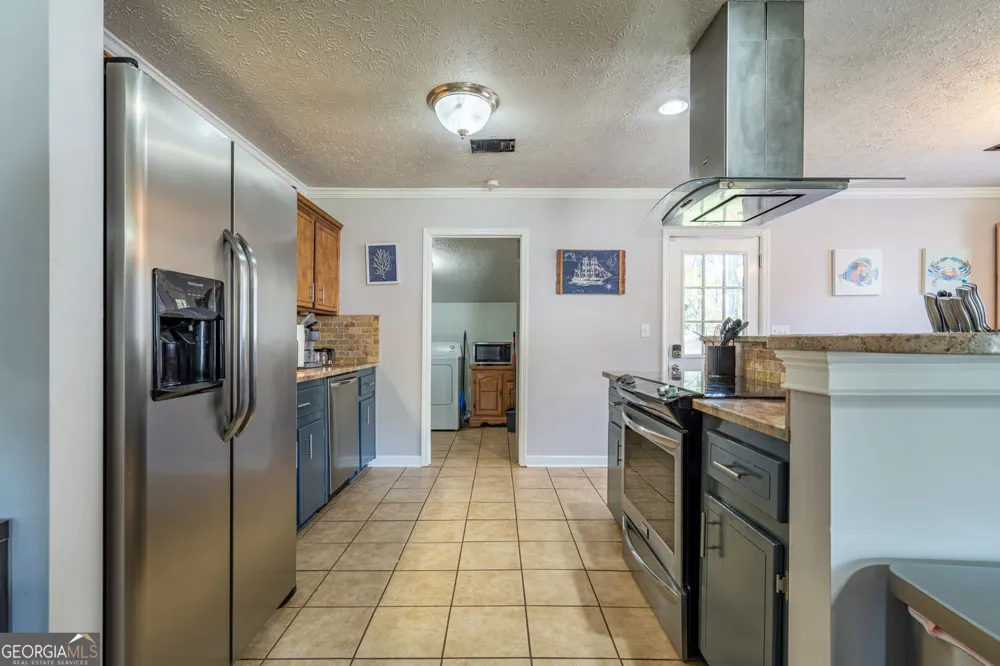4375 Park ST Acworth, GA 30101