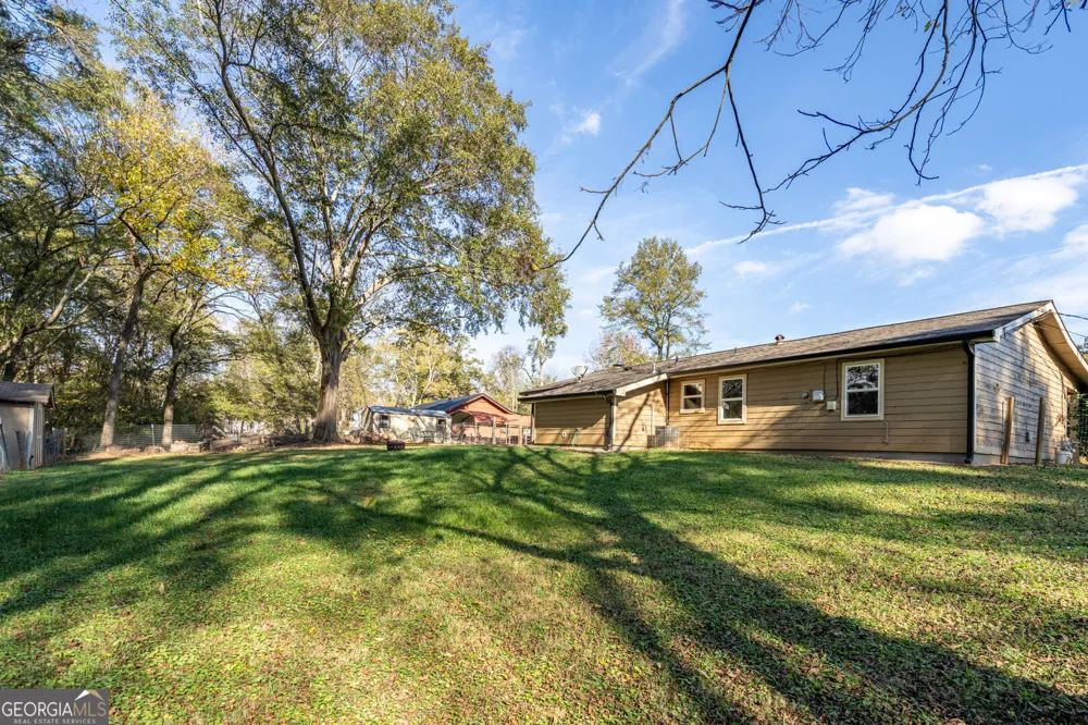 4375 Park ST Acworth, GA 30101