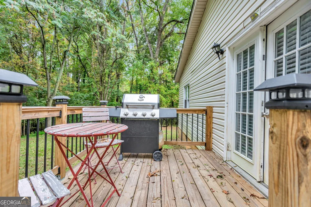 4481 McLain CIR Acworth, GA 30101