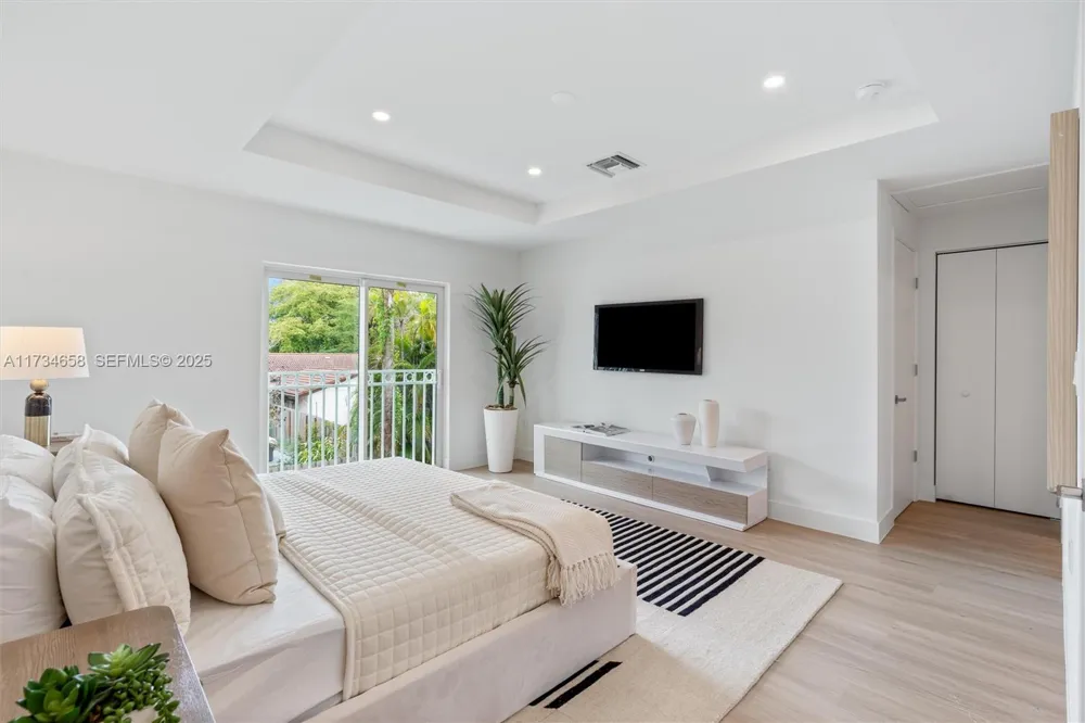 1567 NW 94TH Way #10 Coral Springs, FL 33071