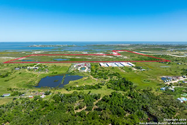 2710 FM 1069 Rockport, TX 78382