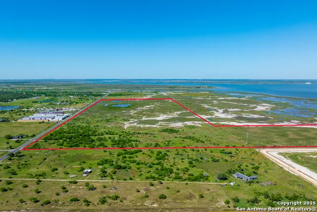 2710 FM 1069 Rockport, TX 78382