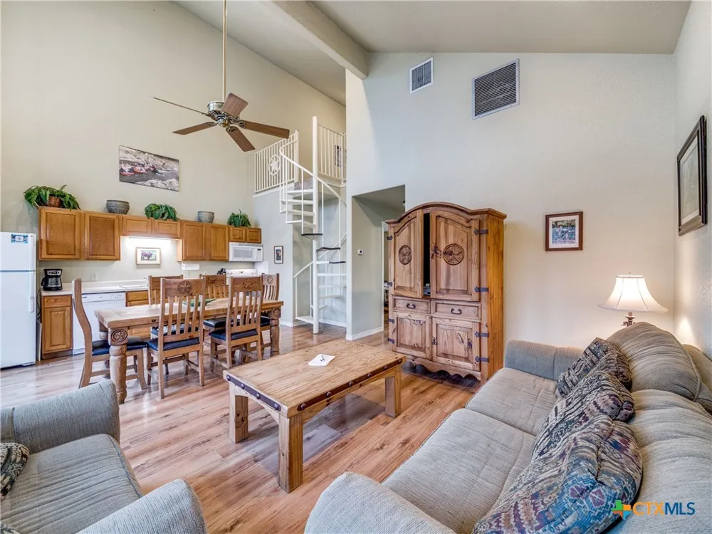 6780 River Road New Braunfels, TX 78132