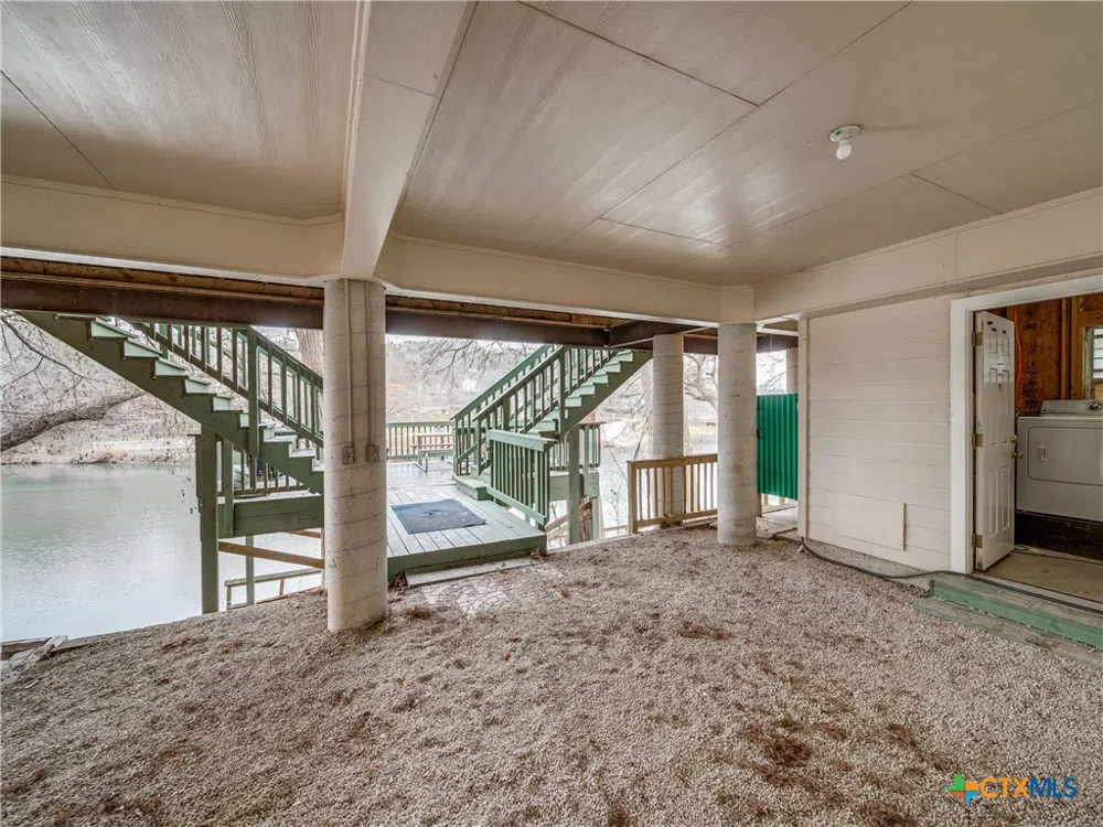 6780 River Road New Braunfels, TX 78132