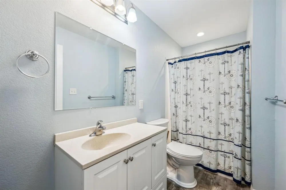 1662 Rogers Road Newark, TX 76071