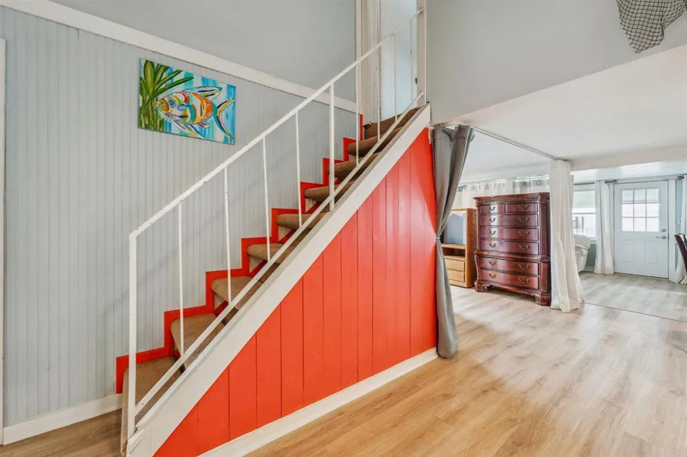 1662 Rogers Road Newark, TX 76071